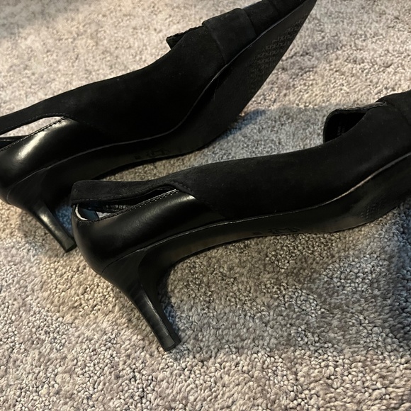 Tory Burch blank pumps - Picture 3 of 3